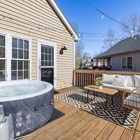 3Bd Retreat - Hot Tub & Bbq - Near Ncsu & Downtown